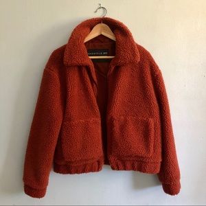 SOLD 🎉 Bagatelle Teddy Coat Rust